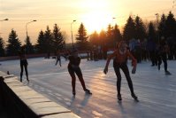 Zawody w Tomaszowie - Szukają talentów - Łyżwiarstwo szybkie - dzieci na lodzie